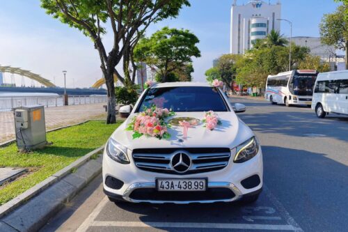 Thue-xe-cuoi-mercedes-da-nang